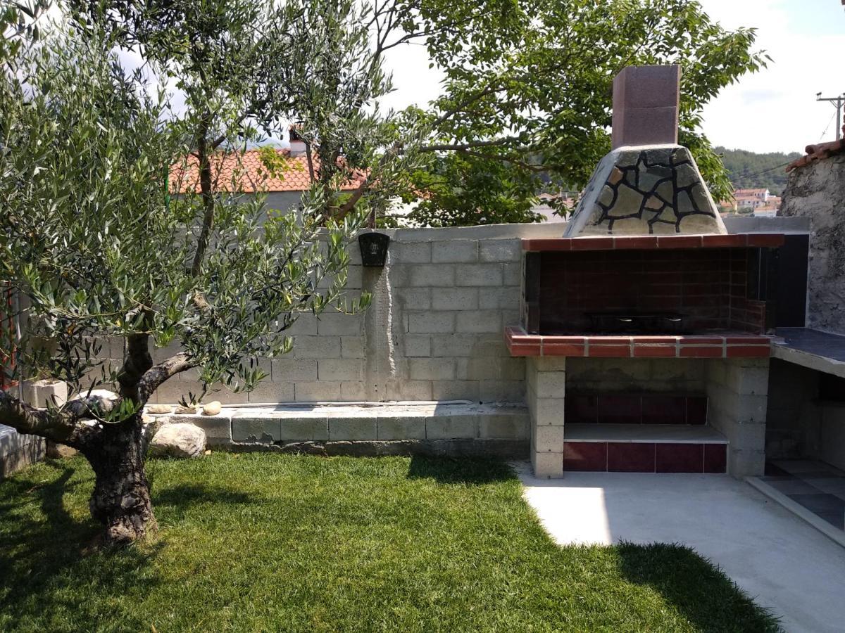 Villa Agnanti Apts And Suites Agio Pnevma Екстер'єр фото