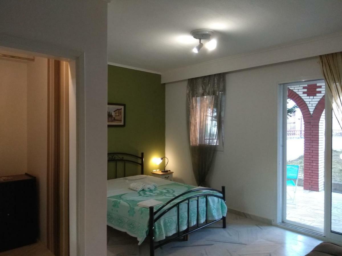 Villa Agnanti Apts And Suites Agio Pnevma Екстер'єр фото